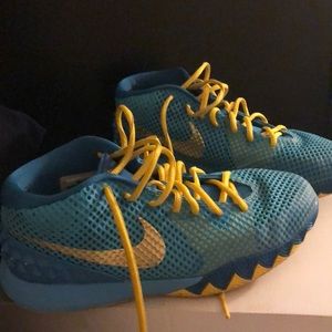 Kyrie 1 (GS)